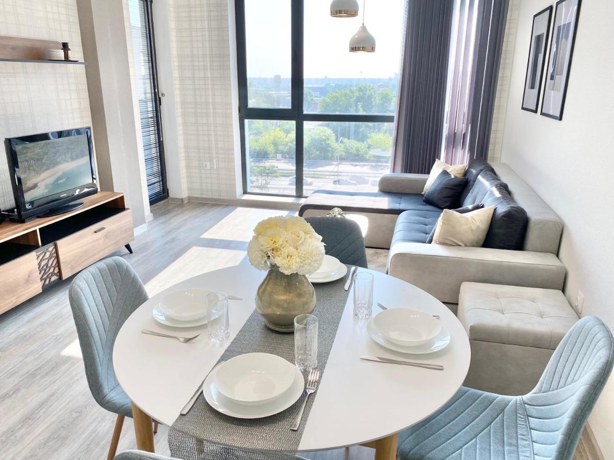 Private Apartment For 4 Guests And Parking พลอฟดิฟ ภายนอก รูปภาพ