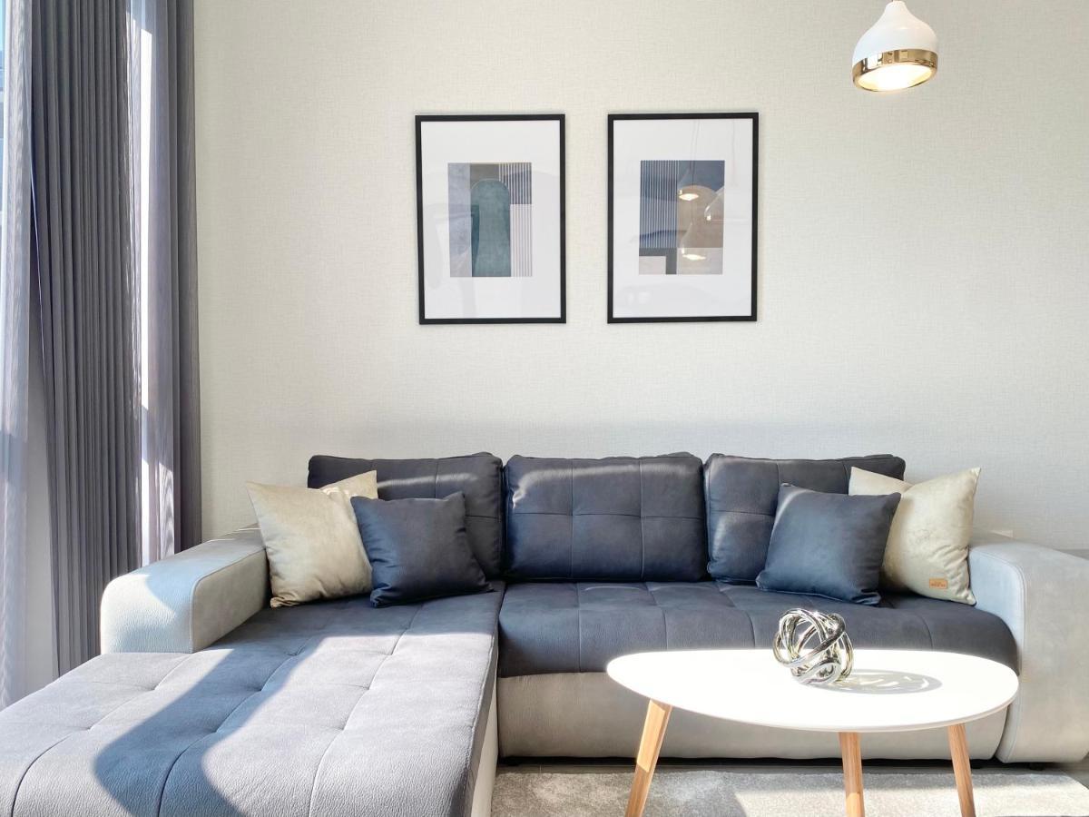 Private Apartment For 4 Guests And Parking พลอฟดิฟ ภายนอก รูปภาพ